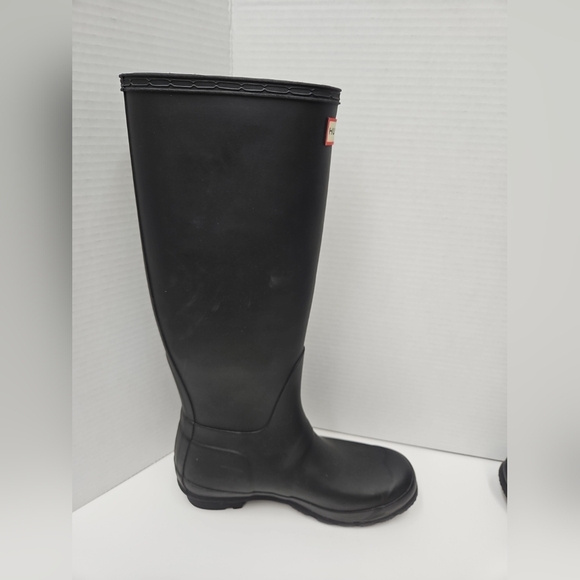Hunter Black Women's Winter & Rain Boots - Picture 6 of 8